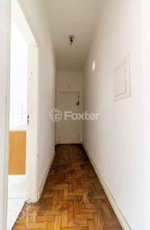 Image 19 - 918310