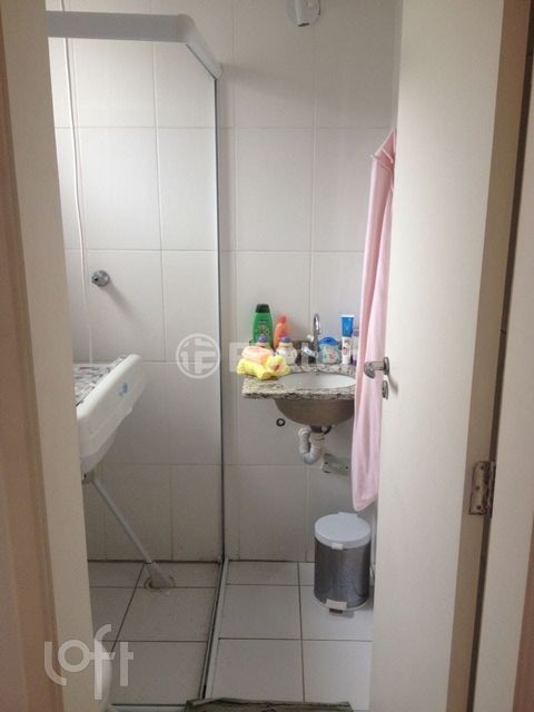 Image 3 - 918334