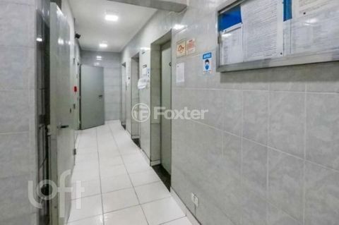 Image 6 - 918338