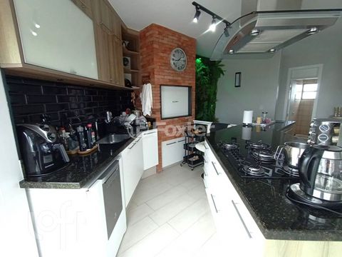 Image 4 - 918360