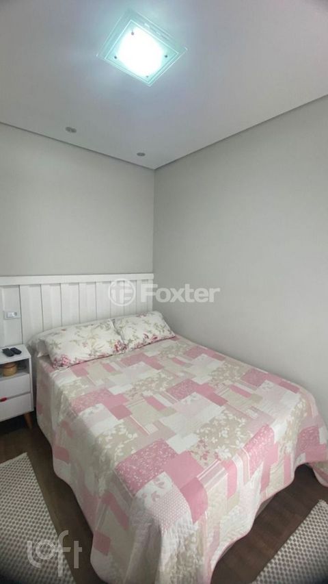 Image 7 - 918372