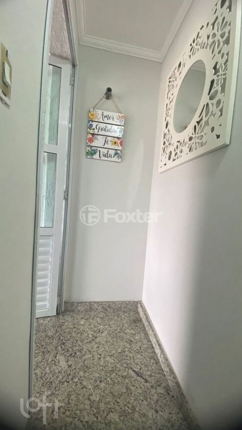 Image 5 - 918372