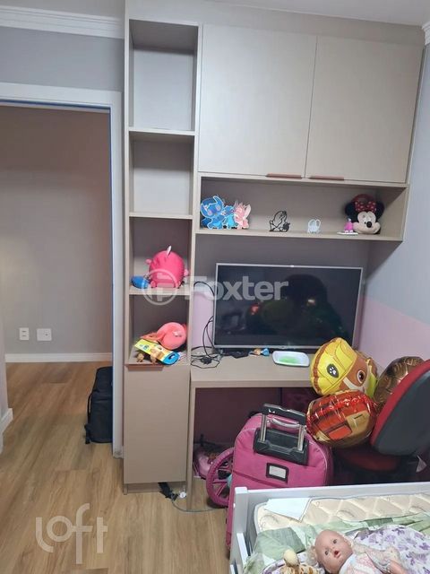 Image 7 - 918402