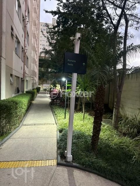 Image 8 - 918406