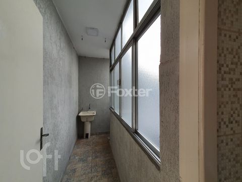 Image 10 - 918435