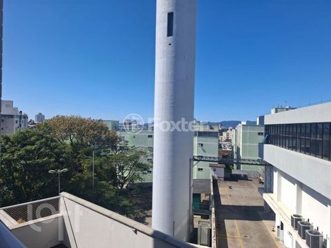 Image 3 - 918444