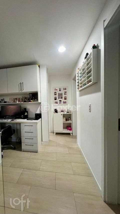 Image 9 - 918446