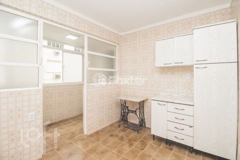 Image 3 - 918449
