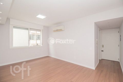 Image 1 - 918449