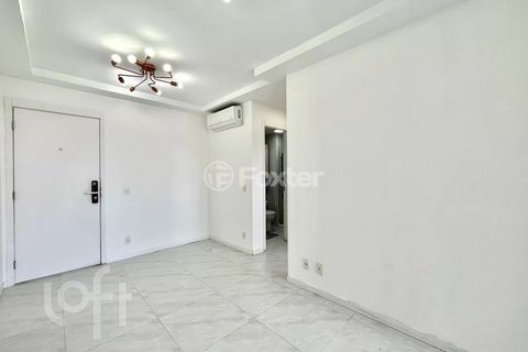 Image 1 - 918451