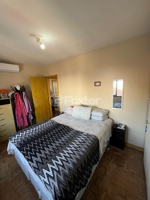 Image 7 - 918464