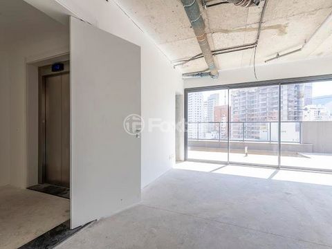 Image 17 - 918465
