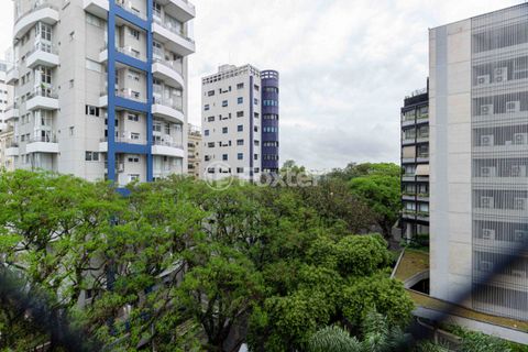 Image 6 - 918467