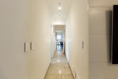 Image 14 - 918469