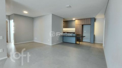 Image 12 - 918476