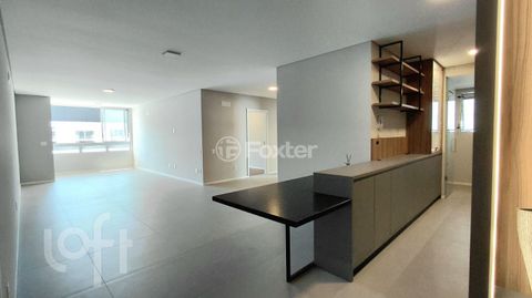 Image 3 - 918476