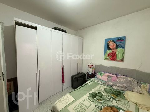 Image 4 - 918498
