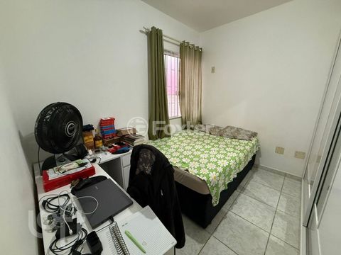 Image 3 - 918498