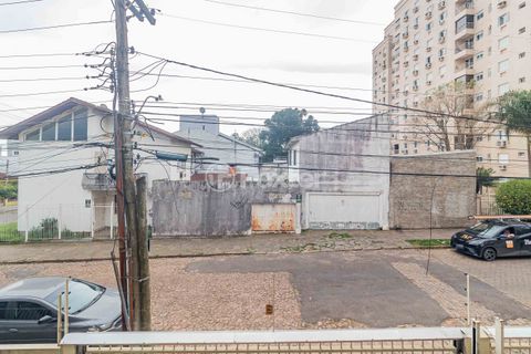 Image 16 - 918501