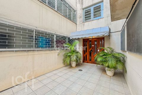 Image 1 - 918502