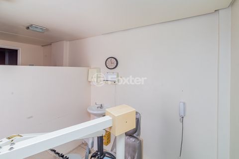 Image 3 - 918516