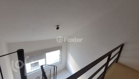 Image 7 - 918528