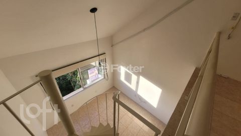 Image 3 - 918528