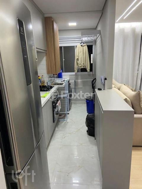Image 3 - 918536