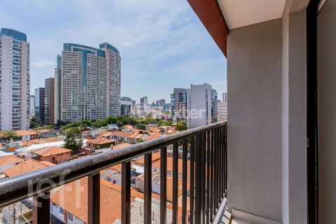 Image 15 - 918540