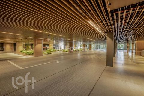 Image 1 - 918541