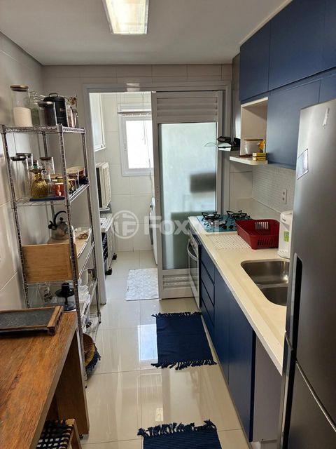 Image 6 - 918542