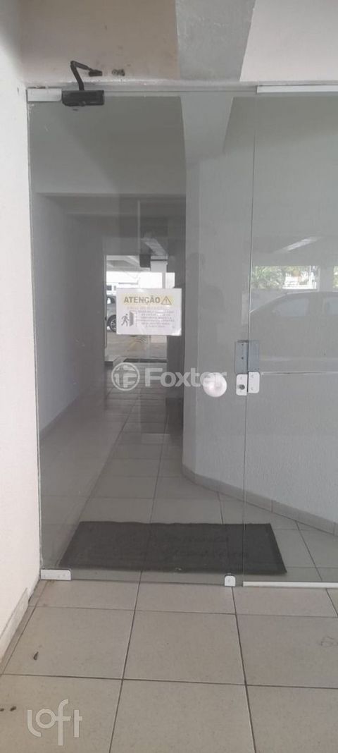 Image 19 - 918545