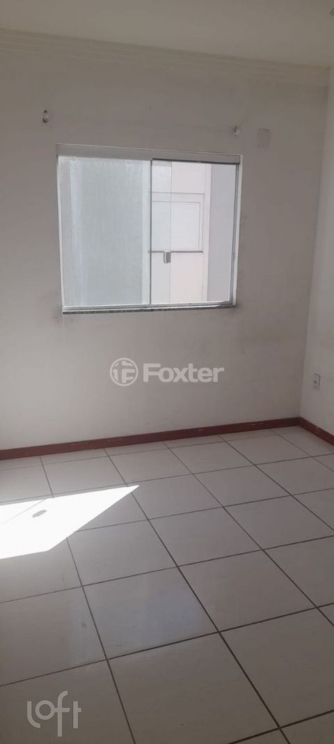 Image 11 - 918545