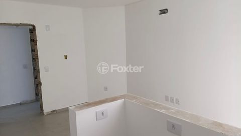 Image 6 - 918555