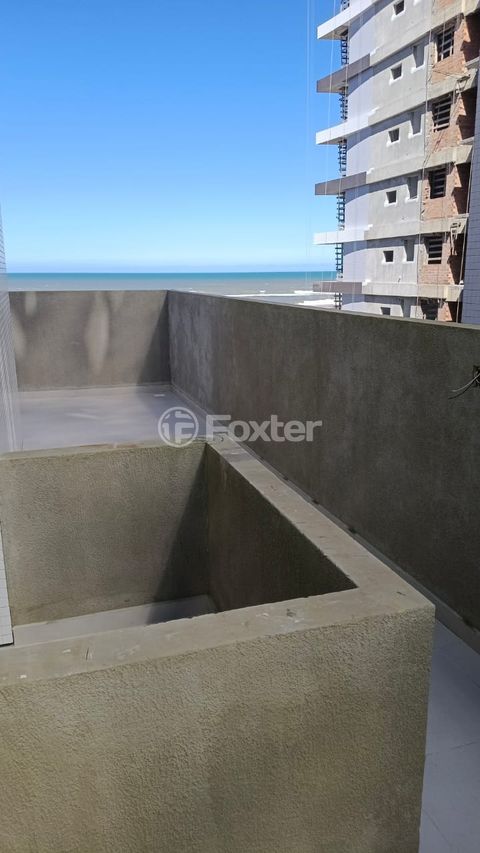 Image 7 - 918555