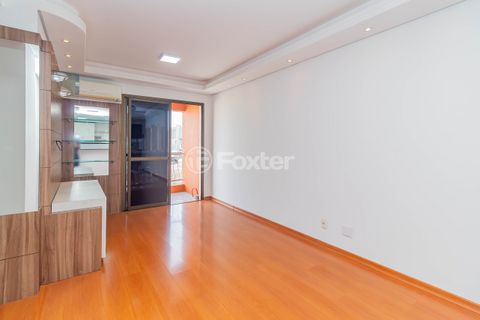 Image 4 - 918560
