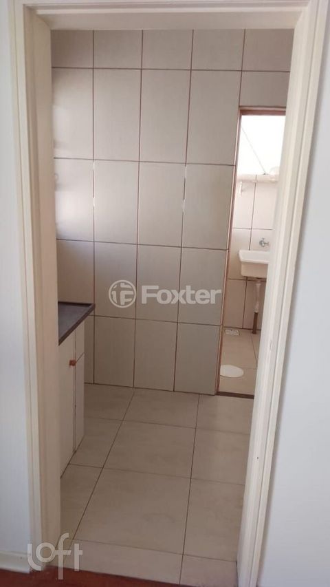 Image 3 - 918576