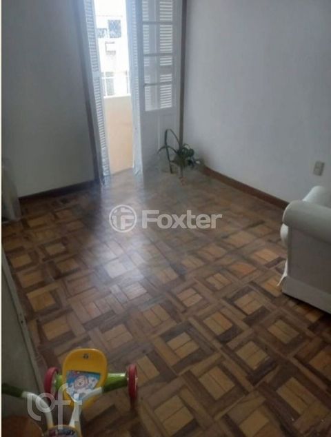 Image 5 - 918577
