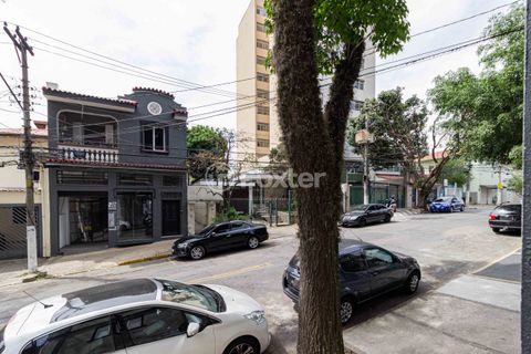Image 1 - 918579