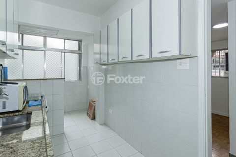 Image 16 - 918579