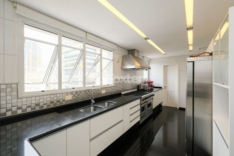 Image 14 - 918590