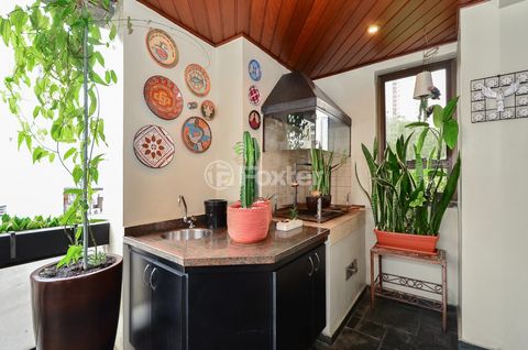 Image 11 - 918592