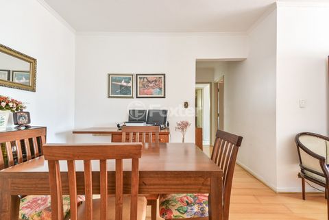 Image 7 - 918599