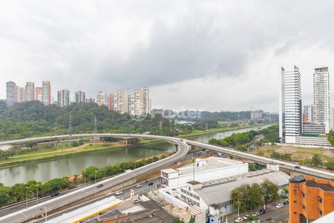 Image 15 - 918603