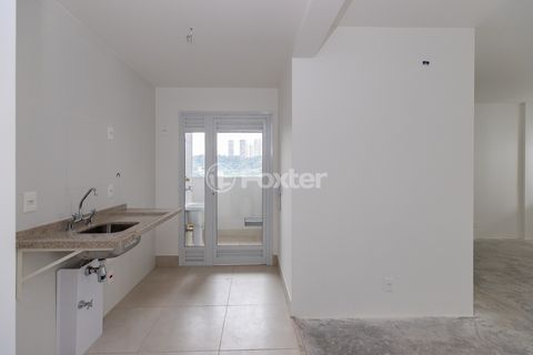 Image 1 - 918603