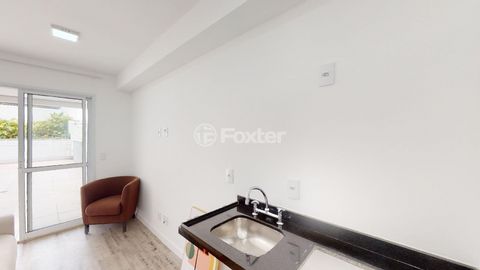 Image 11 - 918609