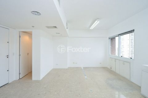 Image 13 - 918613