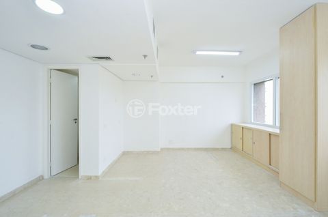 Image 1 - 918614
