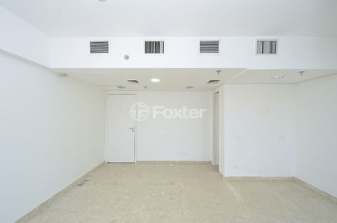 Image 4 - 918614