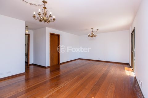 Image 4 - 918618
